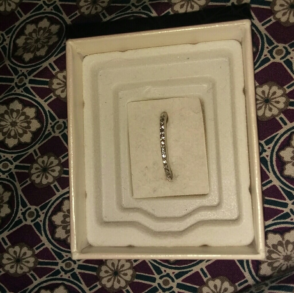 Ring - Picture 2 of 2
